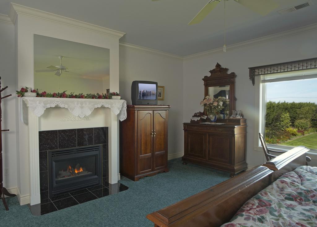 Sea Cliff Gardens Bed and Breakfast Port Angeles Exterior foto