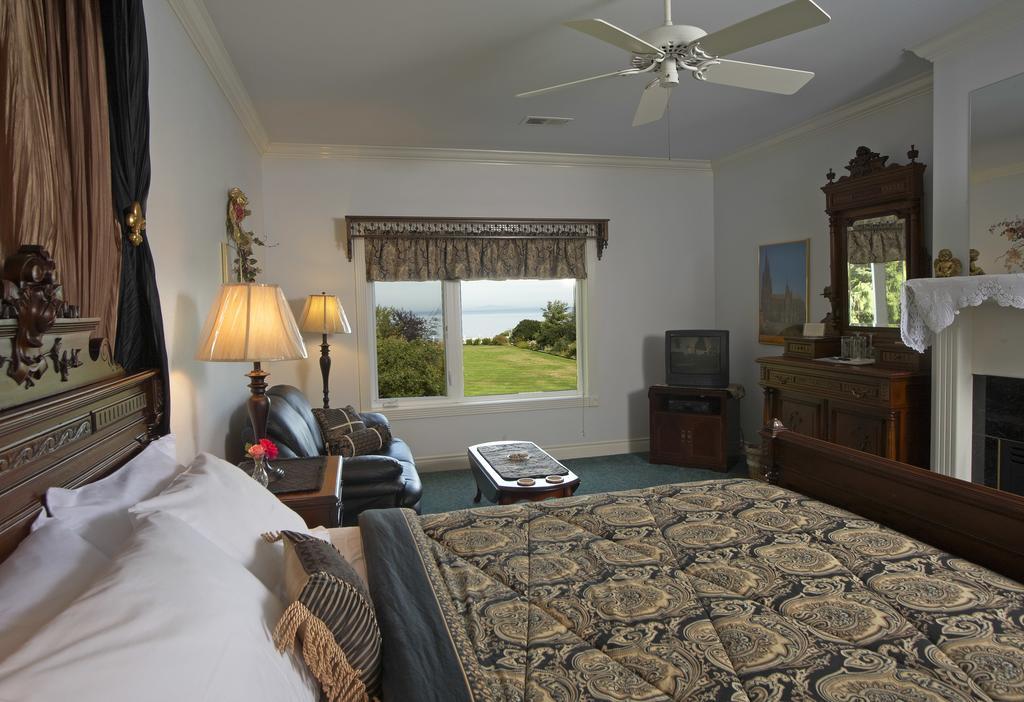 Sea Cliff Gardens Bed and Breakfast Port Angeles Exterior foto