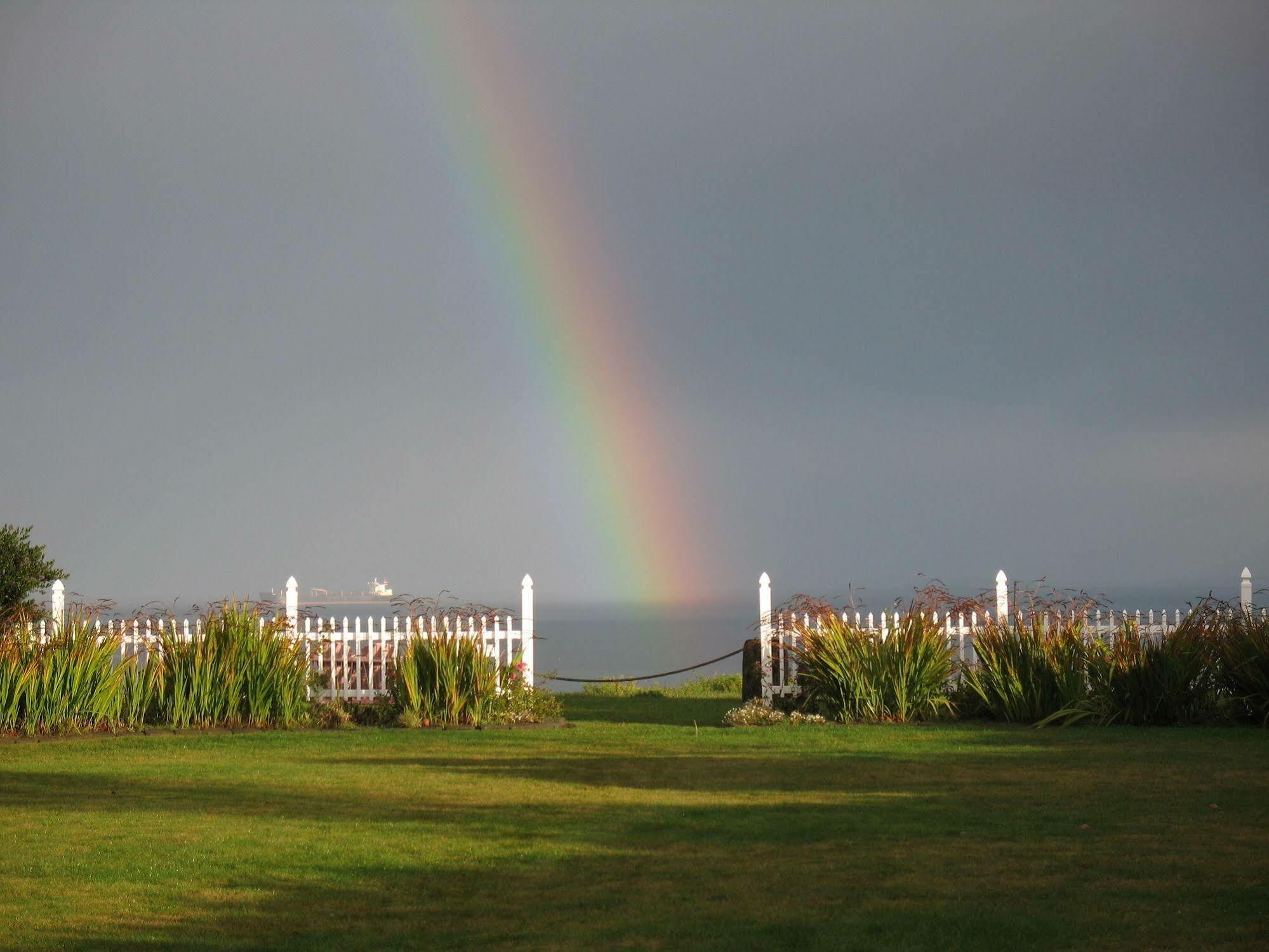 Sea Cliff Gardens Bed and Breakfast Port Angeles Exterior foto