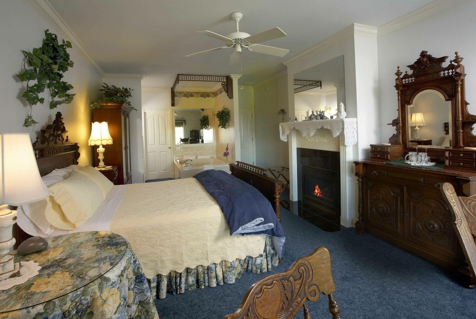 Sea Cliff Gardens Bed and Breakfast Port Angeles Exterior foto